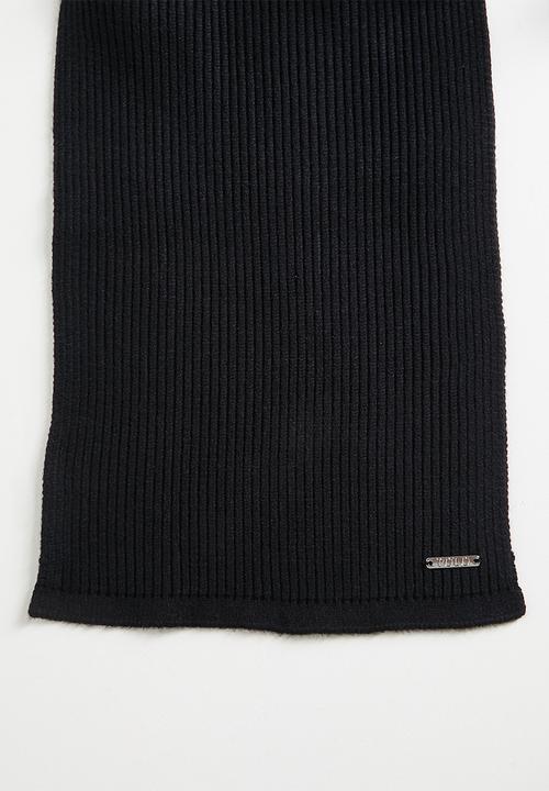 POLO - Knitted Scarf - Black