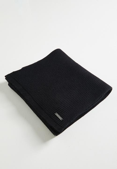 POLO - Knitted Scarf - Black