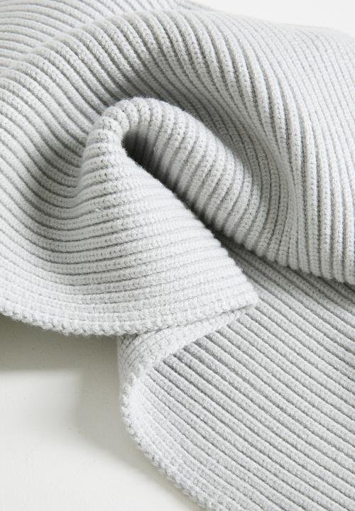 POLO - Knitted Scarf - Grey