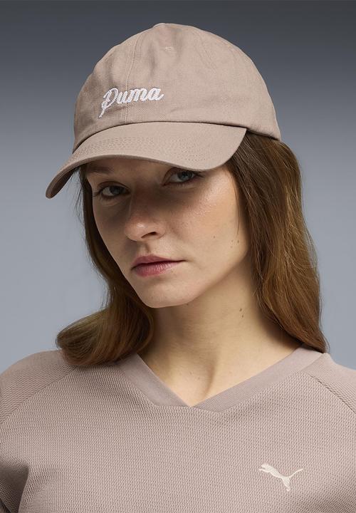 PUMA - Ess script dad cap- sandstone