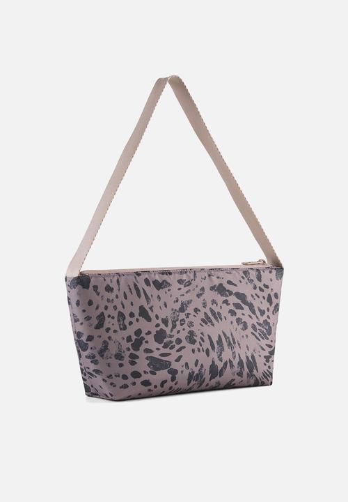 PUMA - Pop long flute bag- sandstone-animal aop