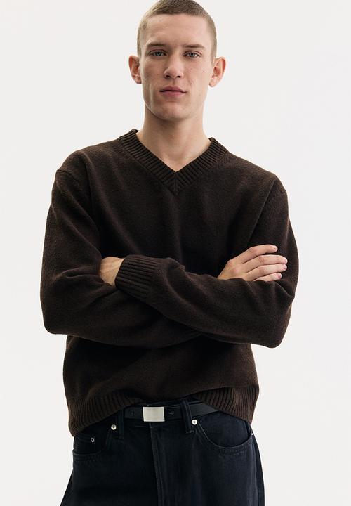 H&M - Regular fit knitted jumper - dark brown