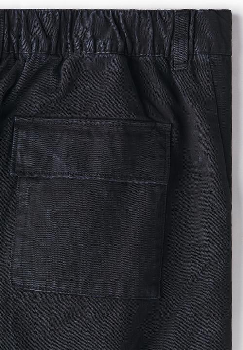 H&M - Relaxed fit cargo trousers - washed black