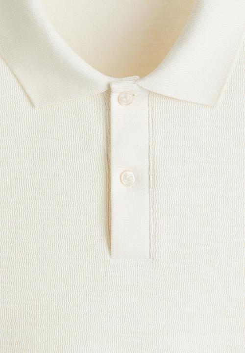H&M - Slim fit long-sleeve polo shirt - cream