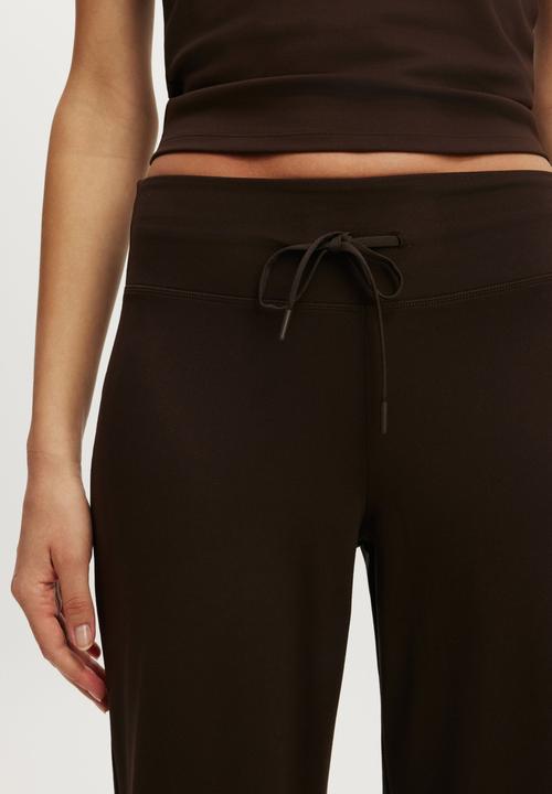 Cotton On - Ultra Soft Tie Front Wide Leg Pant - French Roast