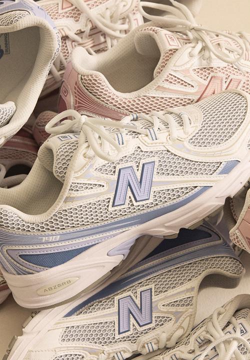 New Balance  - U7401T4