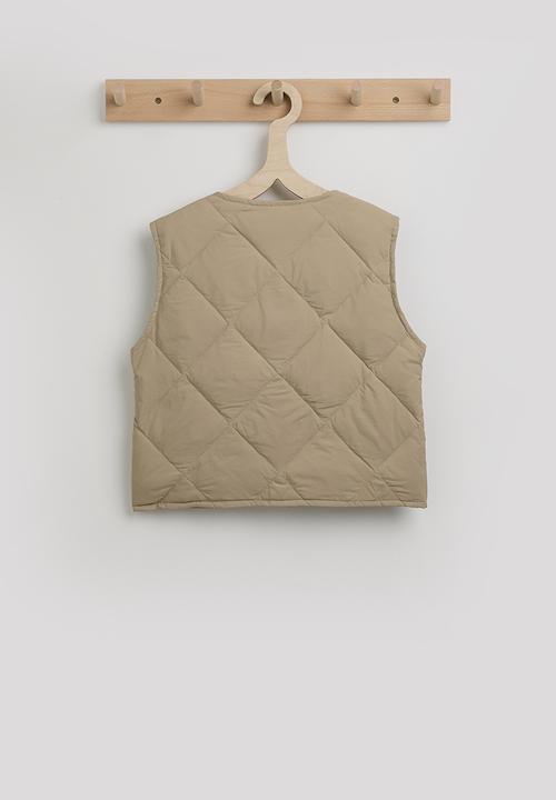 Pop Candy - Diamond quilted collarless vest - sand brown