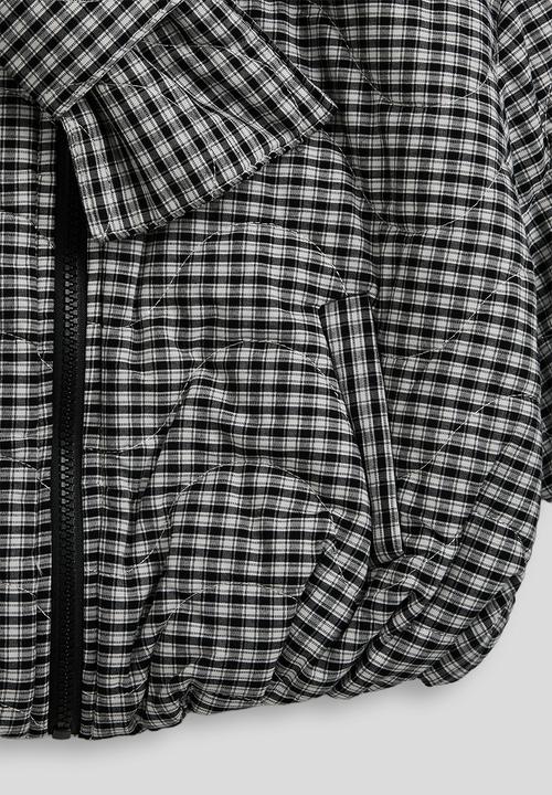 Pop Candy - Checkered collarless puffer jacket with scarf - black