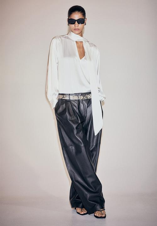 H&M - Tie-neck chiffon blouse - white