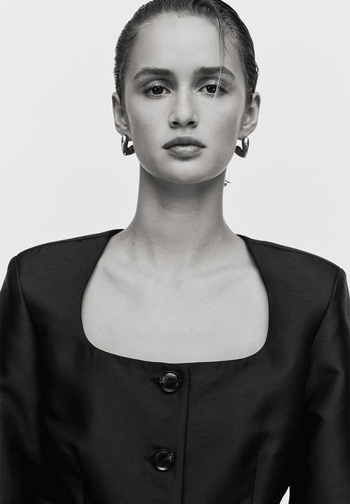 H&M - Square-neck blazer - black