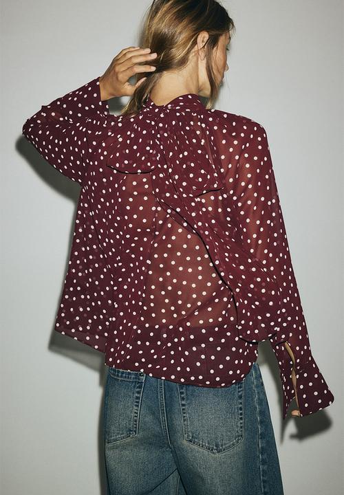H&M - Scarf-collar blouse - burgundy/spotted