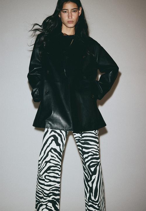 H&M - Canvas trousers - white/zebra print