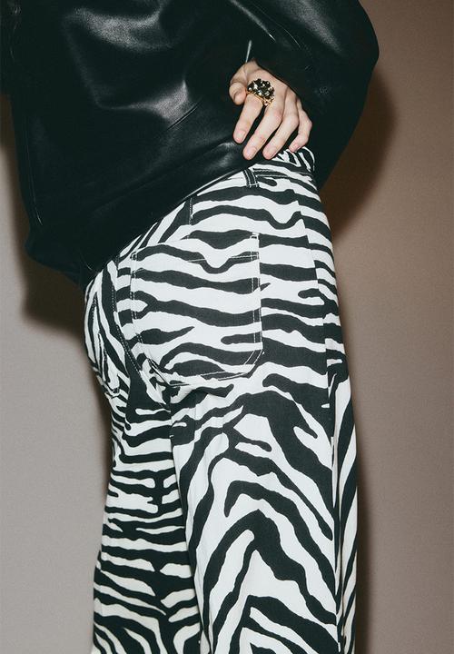 H&M - Canvas trousers - white/zebra print