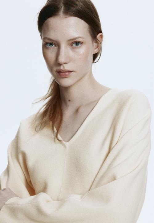 H&M - Knitted v-neck top - light beige