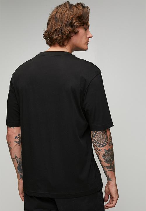 HUGO - Nayonix - Black