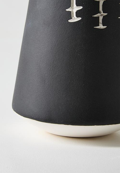 Urchin Art - Pinnacle Vase - Black