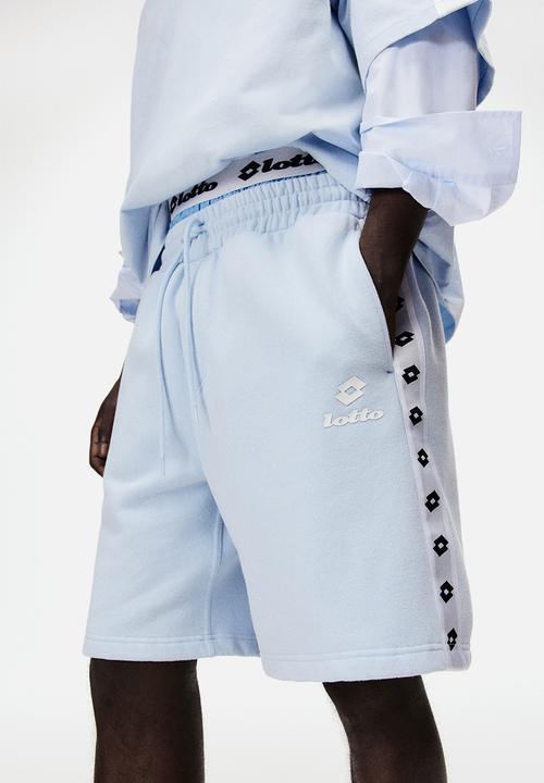 H&M - Lotto H&M: Regular fit sweatshorts - light blue/lotto