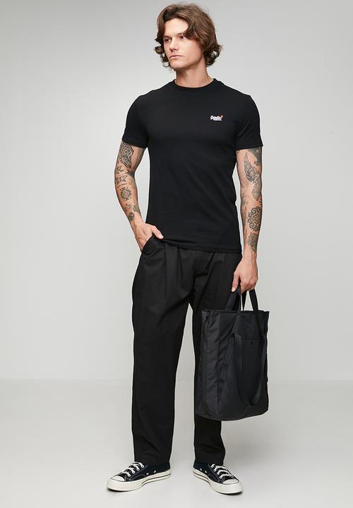 Superdry. - Essential Contrast Emb Tee - Black