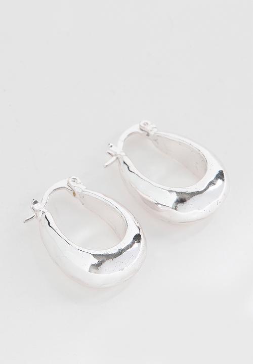 Rubi - Mid hoop earring- silver plated molten hoop
