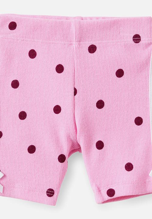 Cotton On - Rain Rib Bike Shorties - Strawberry Milk Spot