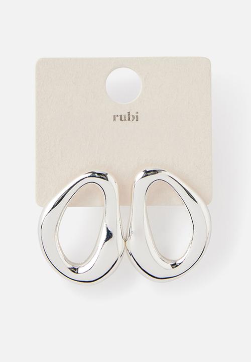 Rubi - Mid charm earring - up silver organic ring