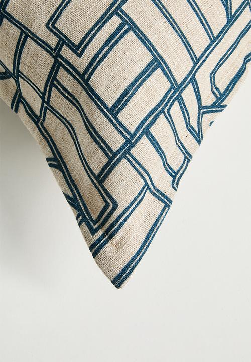 Grey Gardens - Cushion Cover - Dawn Blue