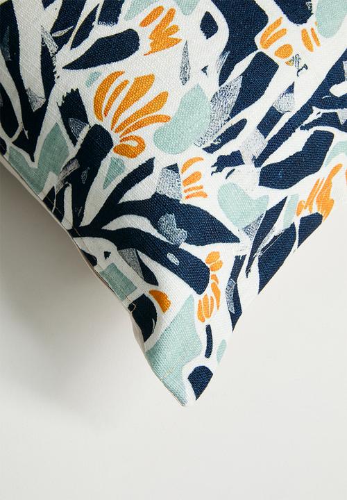 Grey Gardens - Cushion Cover - Blue Poppy 