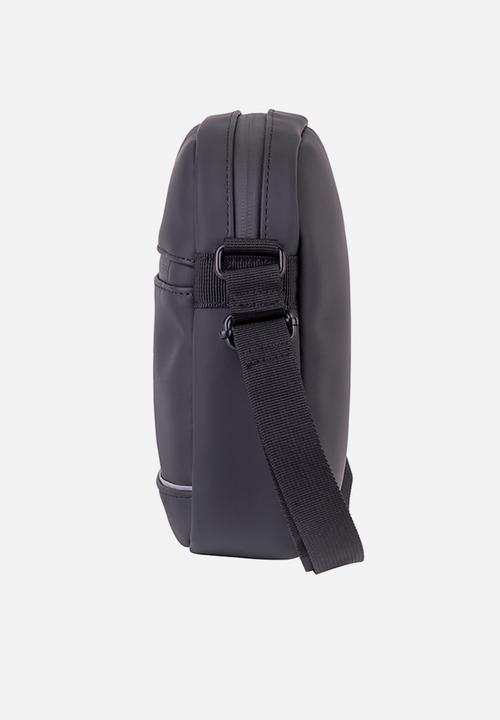 Cellini - Hydro Crossbody - Black