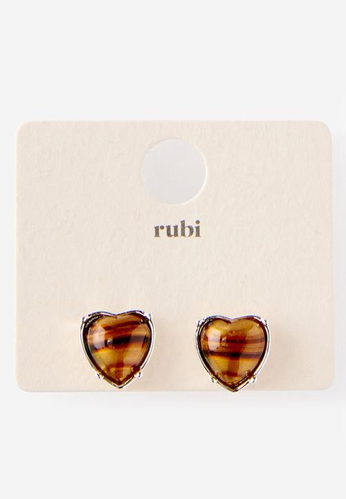 Rubi - Small charm earring - up gold amber heart