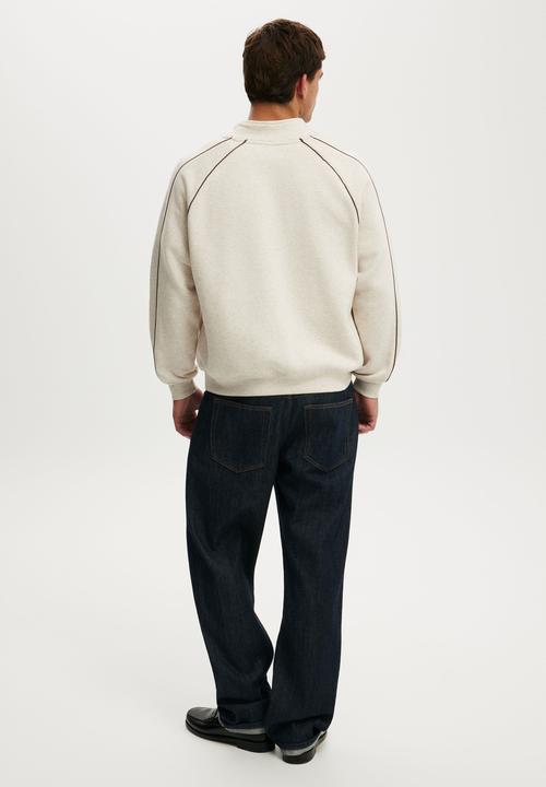 Cotton On - 1/4 Zip Graphic Fleece - Oatmeal Marle/Dark Brown/Valiente