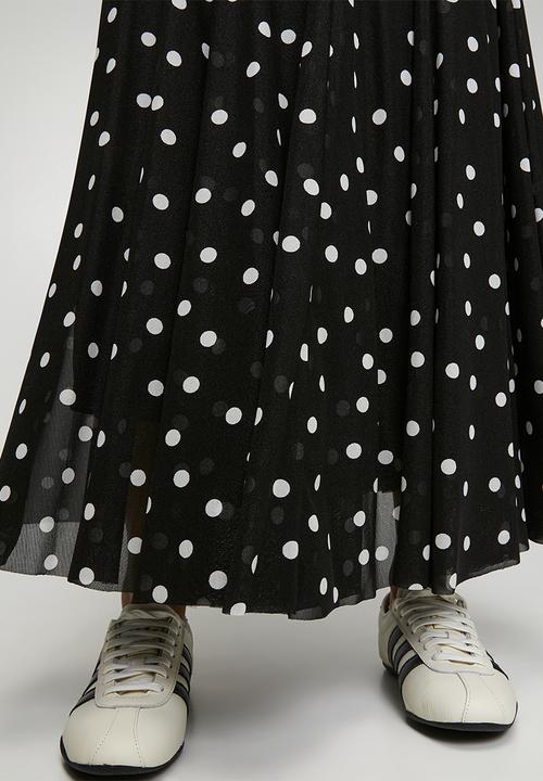 Me&B - Panelled Lined Mesh Skirt - Black
