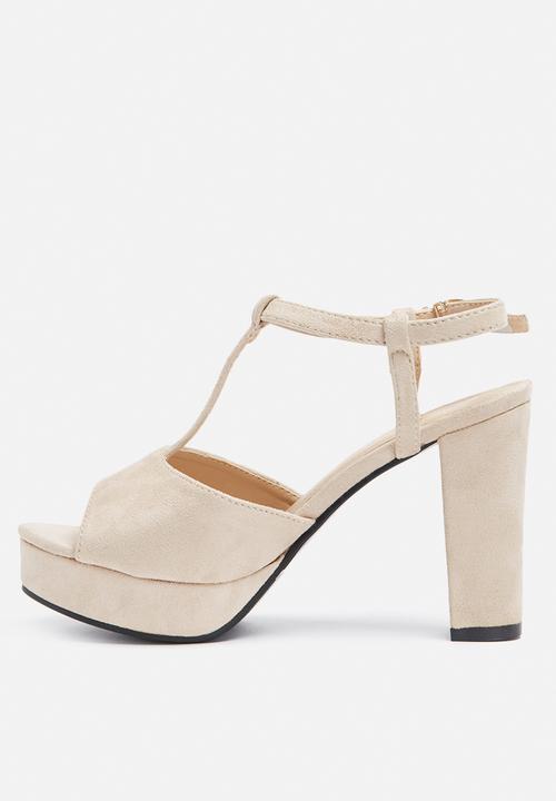 dailyfriday - Saskia