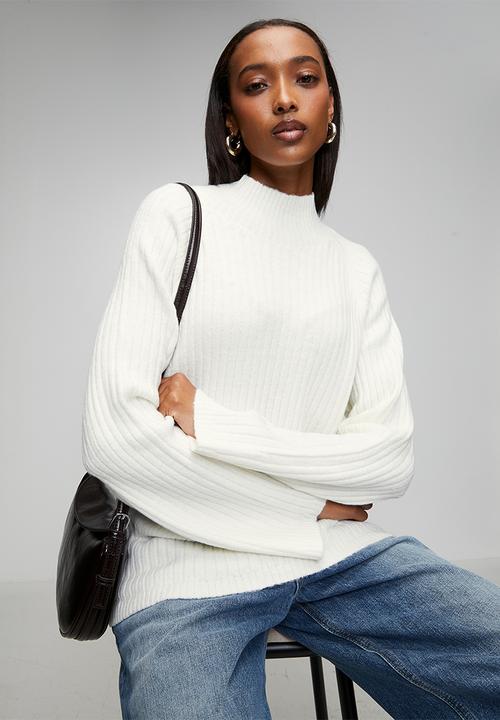Brave Soul - Mossy Yarn Ribbed Raglan Sleeve Jumper With Turtle Neck - Cream