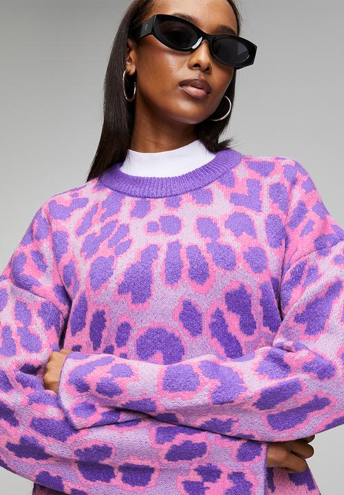 Brave Soul - Crew Neck Animal Jacquard Jumper - Pink/Lilac