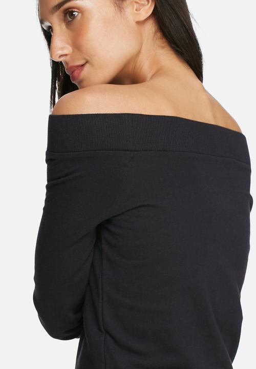 Noisy May - Chase off shoulder sweat