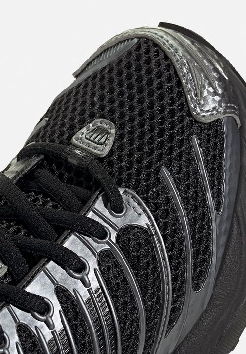 adidas Originals - Adistar Control 3 J - Core Black/Iron Met./Ftwr White