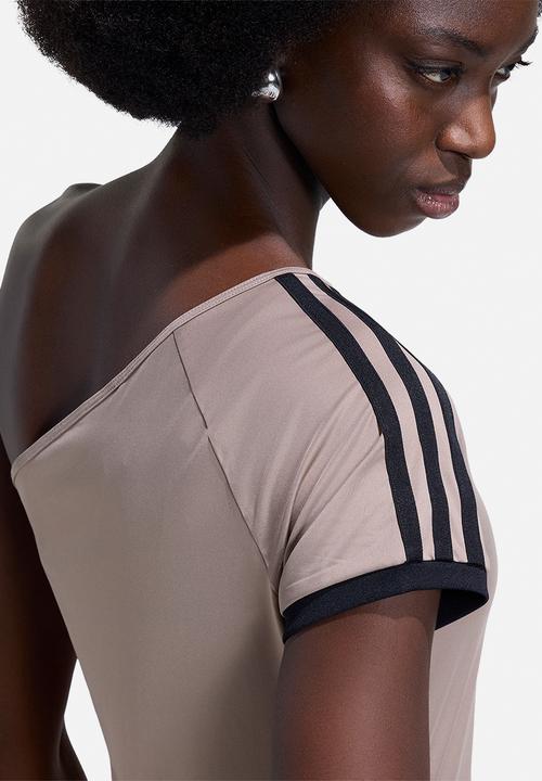adidas Originals - Offshoulder Tee - Chabrn