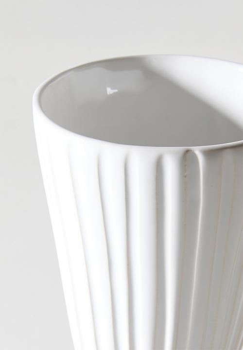 Urchin Art - Julia Vase Small - White 