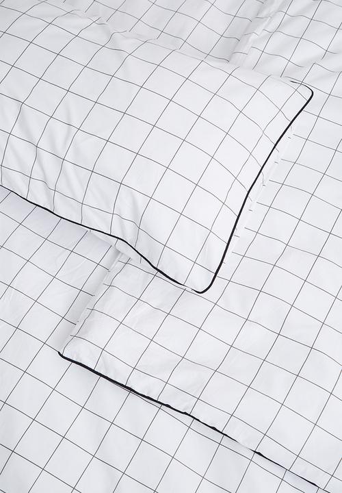 Sixth Floor - Grid duvet set