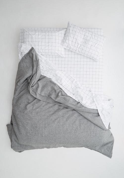 Sixth Floor - Grey grid sheet set