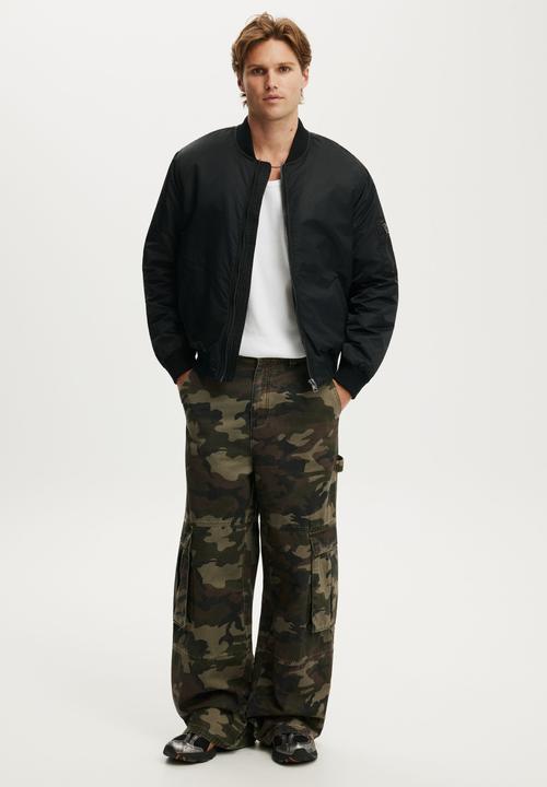 Cotton On - Classic Bomber Jacket - Black