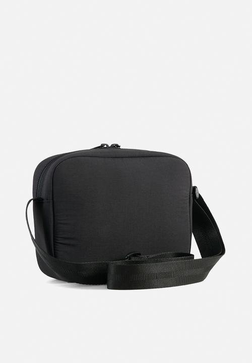 PUMA - HER Crossbody Bag PUMA - Black