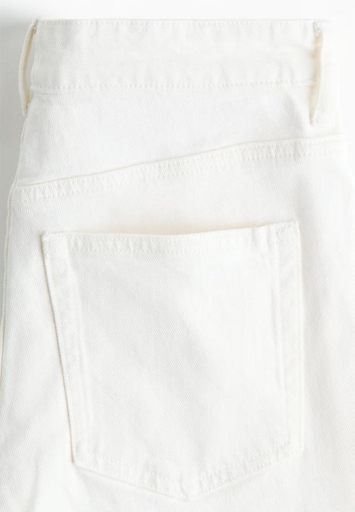 H&M - Mom slim fit high waist ankle jeans - white