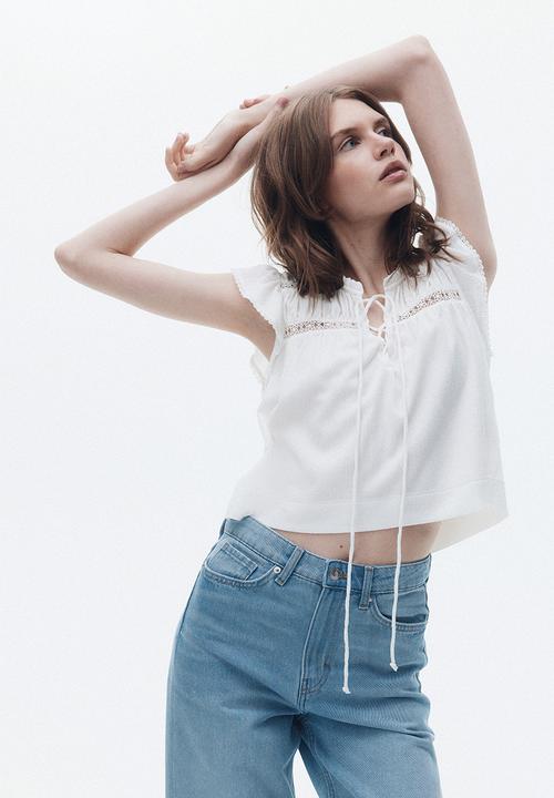 H&M - Straight high jeans - light denim blue