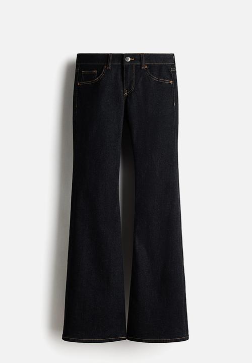 H&M - Flared low jeans - denim black