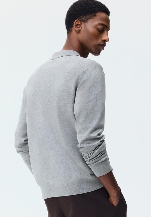 H&M - Regular fit fine-knit polo shirt - grey marl