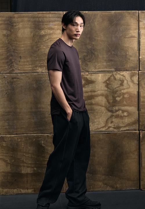 H&M - Mesh sports T-shirt with drymove™ - dark brown