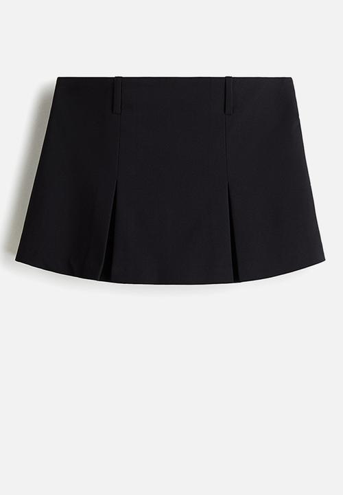H&M - Pleated mini skort - black
