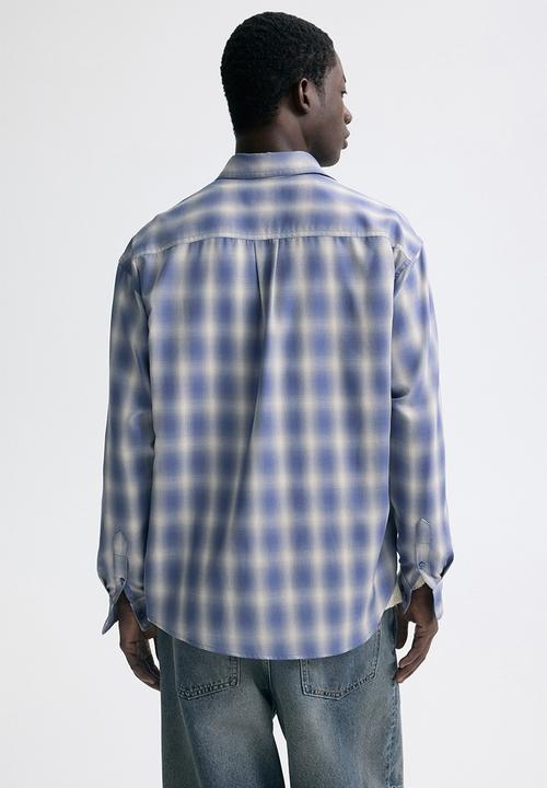 H&M - Relaxed fit shirt - light blue/checked