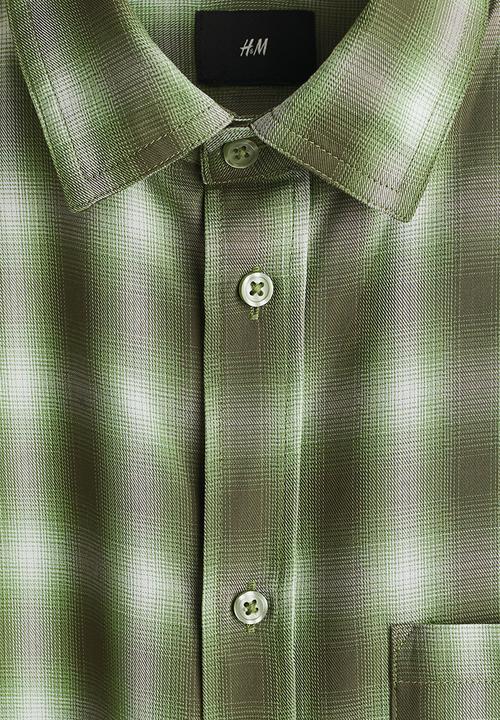 H&M - Relaxed fit shirt - khaki green/checked